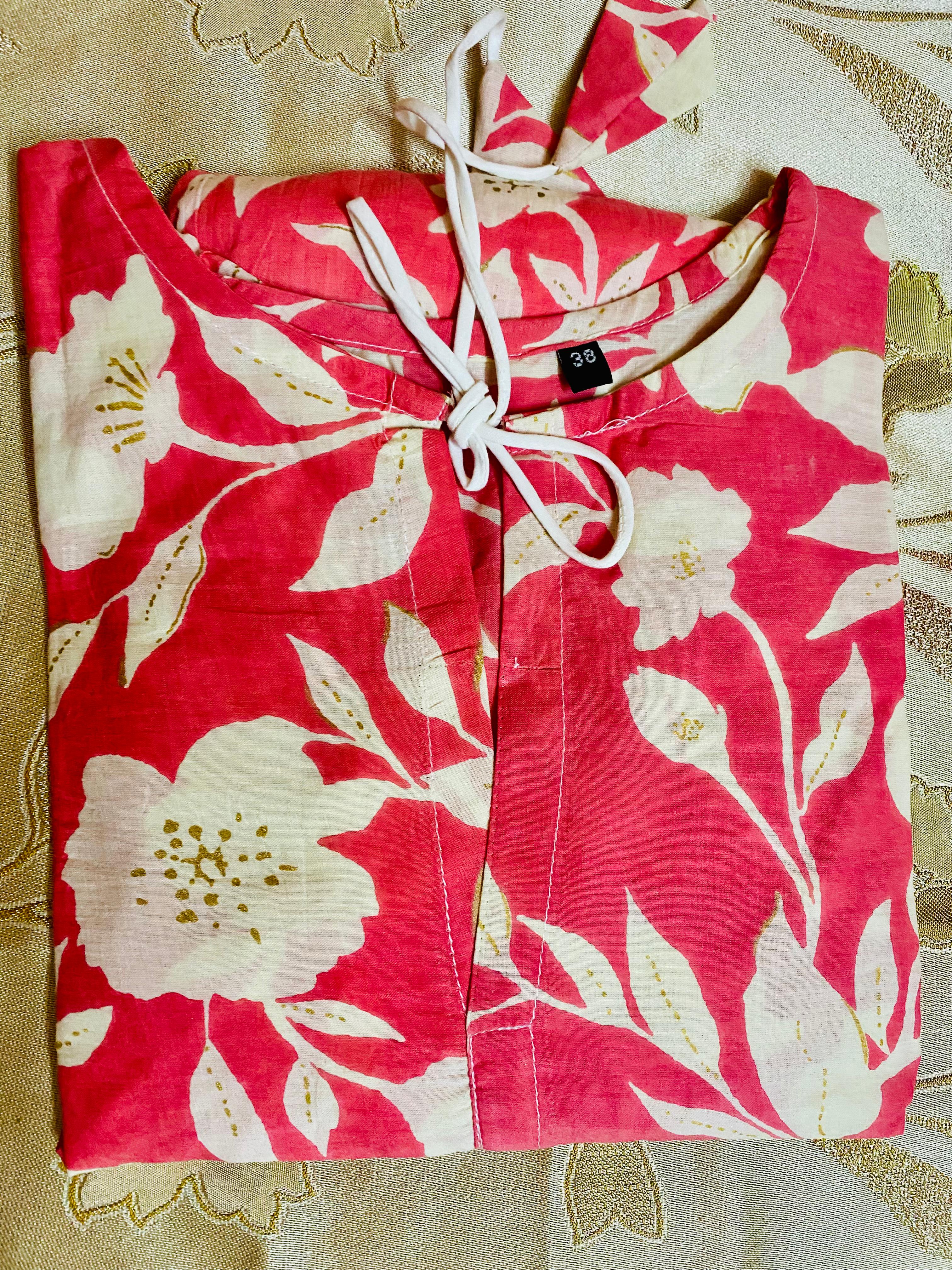 Red and White Floral Round Neck Dori Top